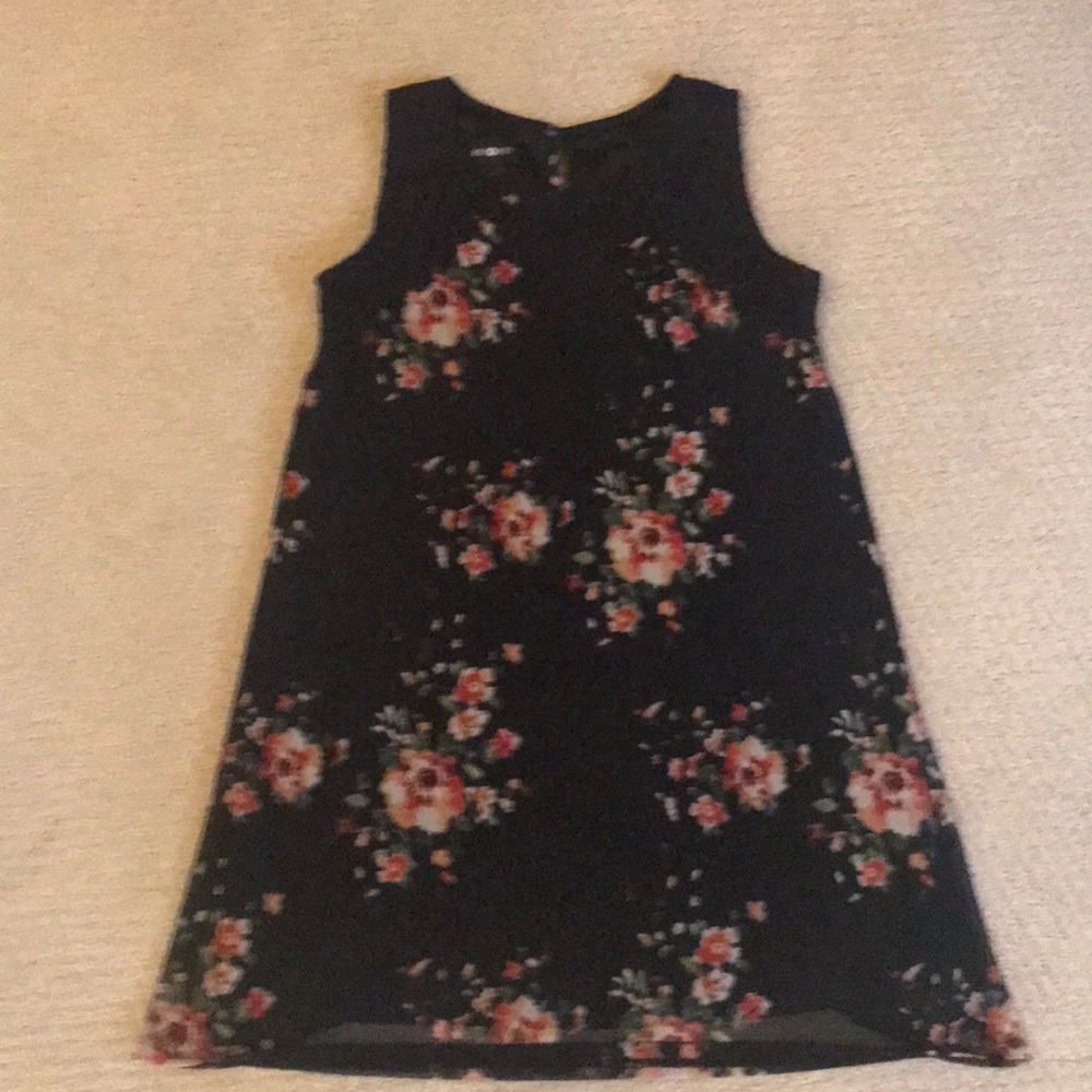 Amy Byer black floral sleeveless shirt dress